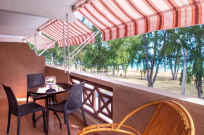 Отель Chez Pepe Apartments  Флик Ан Флак